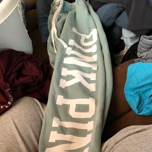 vs pink sweatpants